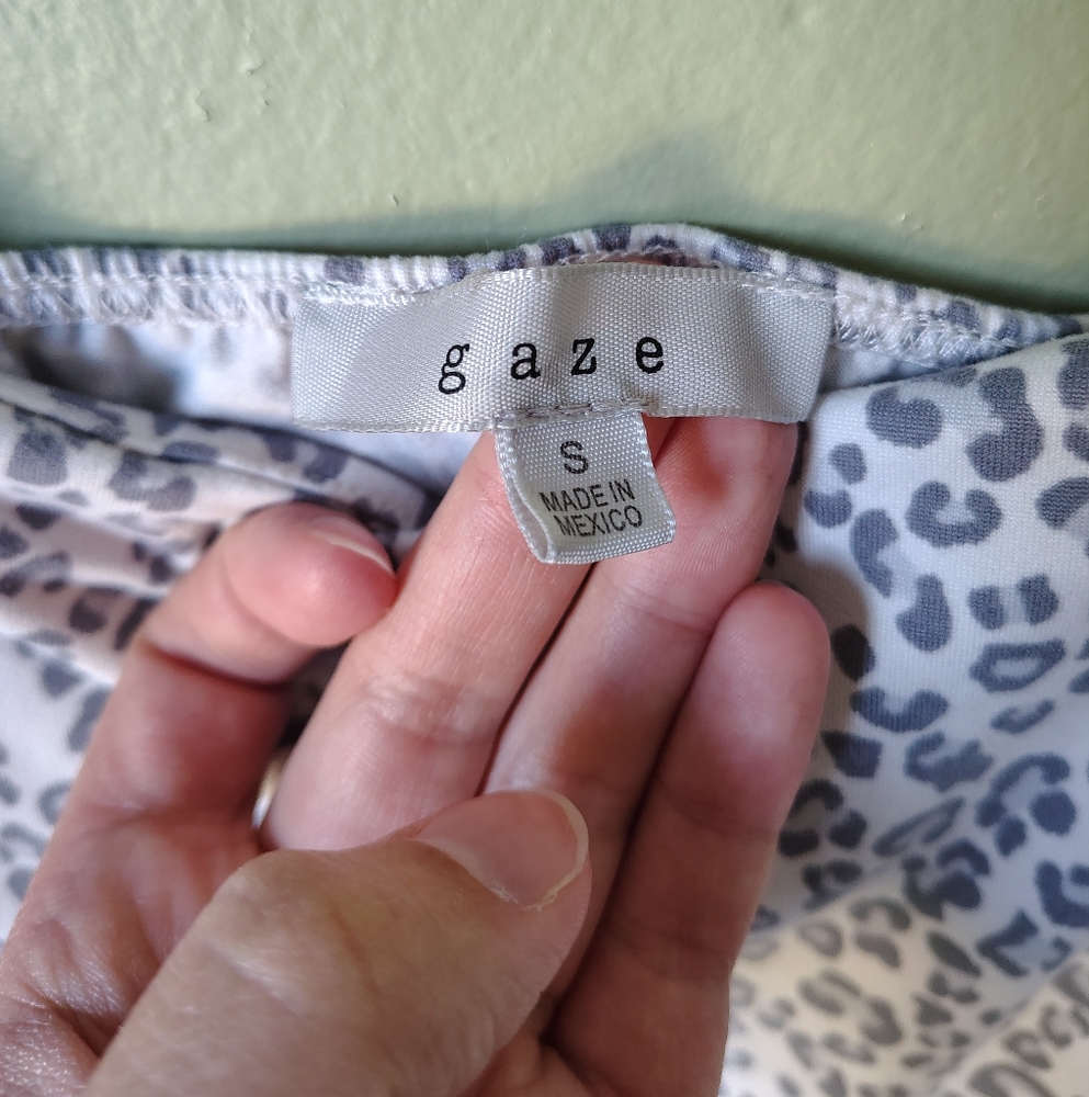 Gaze Women's Small Gray Cheetah Print Spaghetti Strap Cropped Cami - Picture 3 of 5